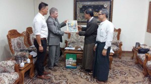 ТПП Мьянмы вручение подарка Вице-президенту